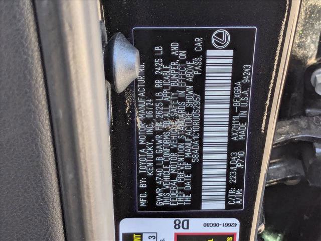 Used 2024 Lexus ES 300h w/ Premium Package image 26