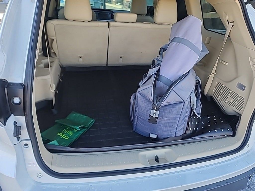 Used 2019 Toyota Highlander Limited Platinum image 21