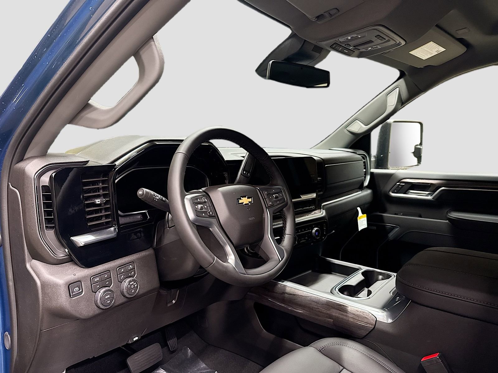New 2026 Chevrolet Silverado 3500 LTZ w/ LTZ Plus Package AWD/4WD image 12