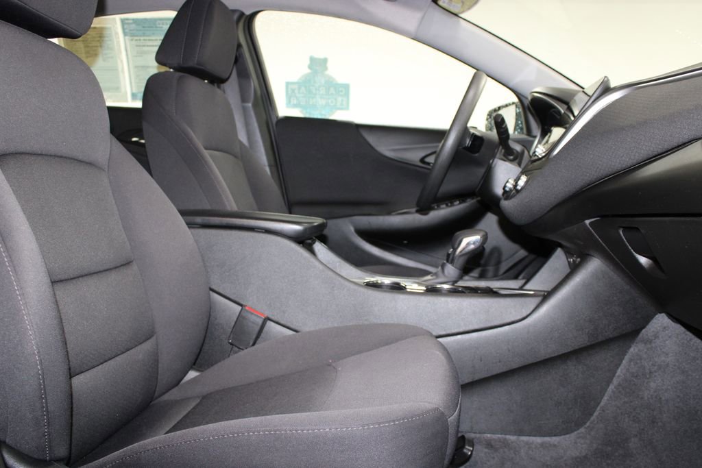 Used 2023 Chevrolet Malibu LT image 24