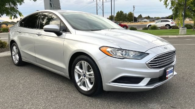 Used 2018 Ford Fusion SE w/ Fusion SE Technology Package