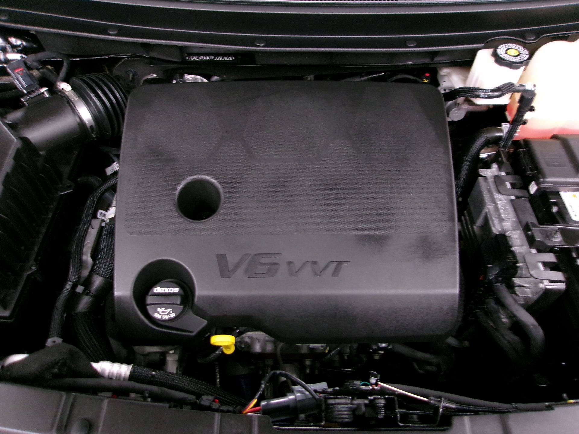 Used 2023 Chevrolet Traverse Premier w/ LPO, Floor Liner Package AWD/4WD image 18