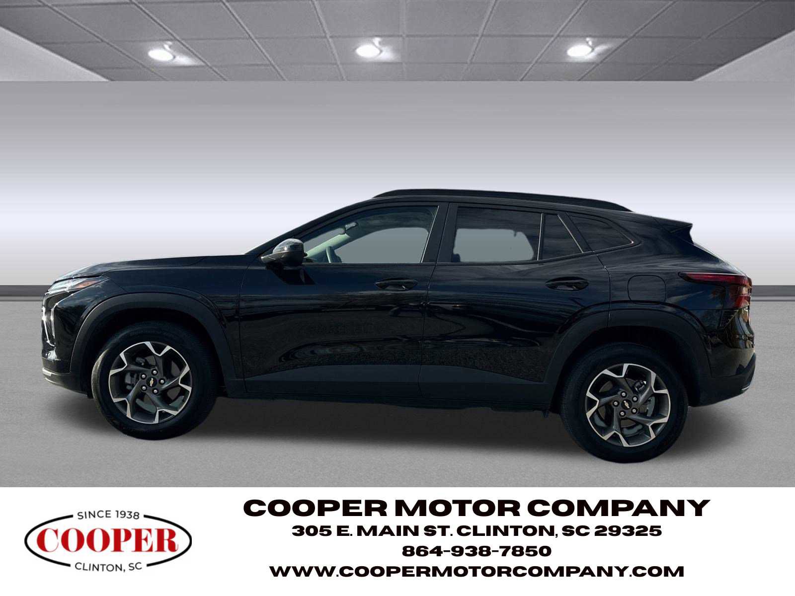 Used 2024 Chevrolet Trax LT FWD image 4