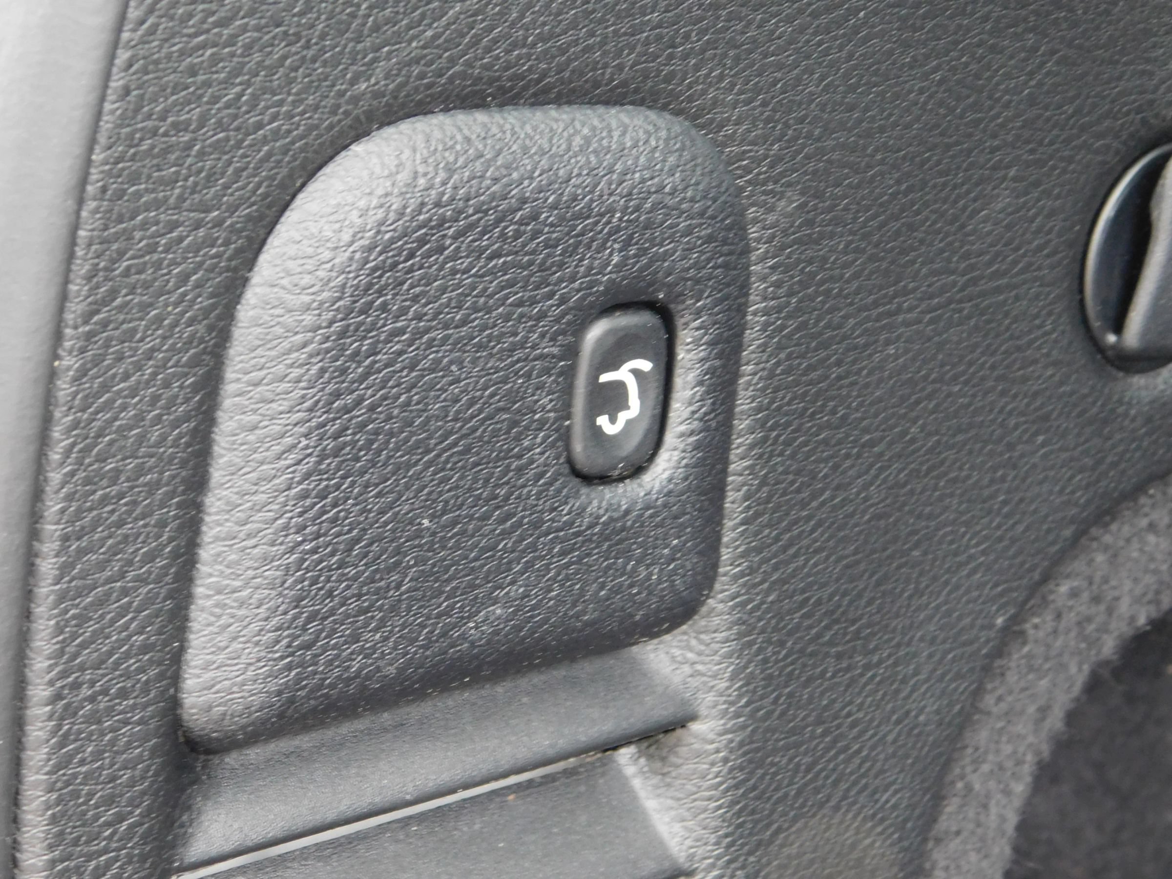Used 2021 Jeep Grand Cherokee High Altitude AWD/4WD image 10