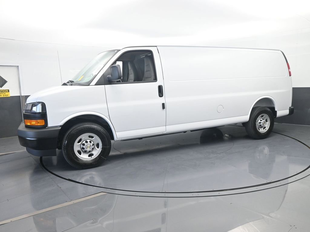 New 2026 Chevrolet Express 2500 Extended w/ Driver Convenience Package RWD video 2