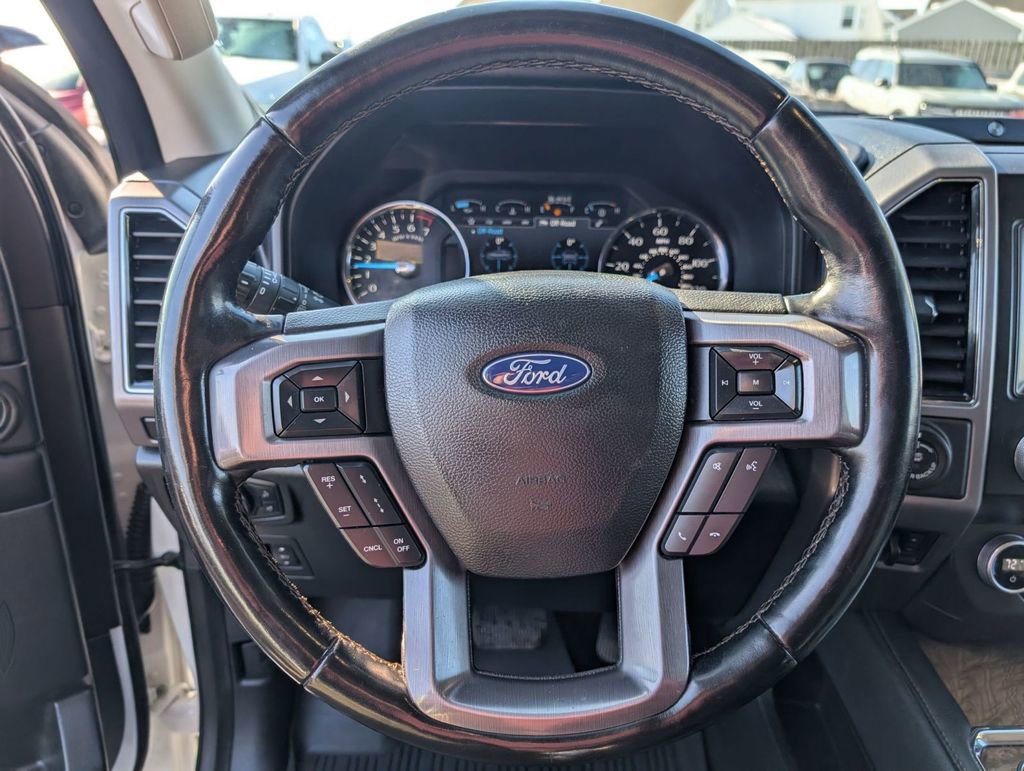 Used 2021 Ford Expedition Platinum image 28