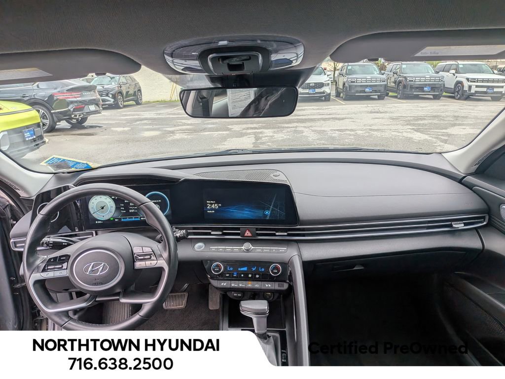 Certified 2023 Hyundai Elantra Limited FWD image 7