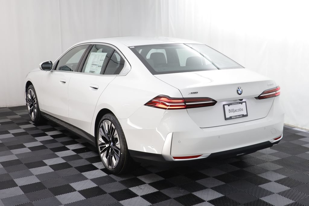 New 2026 BMW 530i xDrive w/ Premium Package AWD/4WD image 17