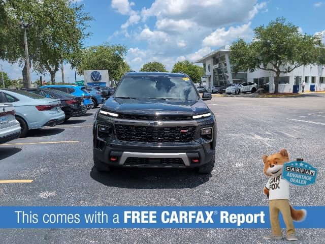 Used 2025 Chevrolet Traverse Z71 w/ Driver Confidence Package AWD/4WD image 2