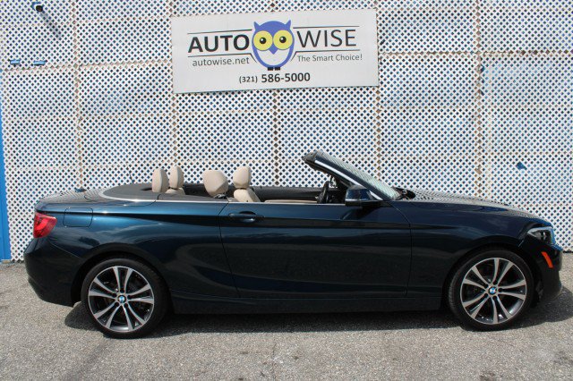 Used 2017 BMW 230i Convertible RWD image 3