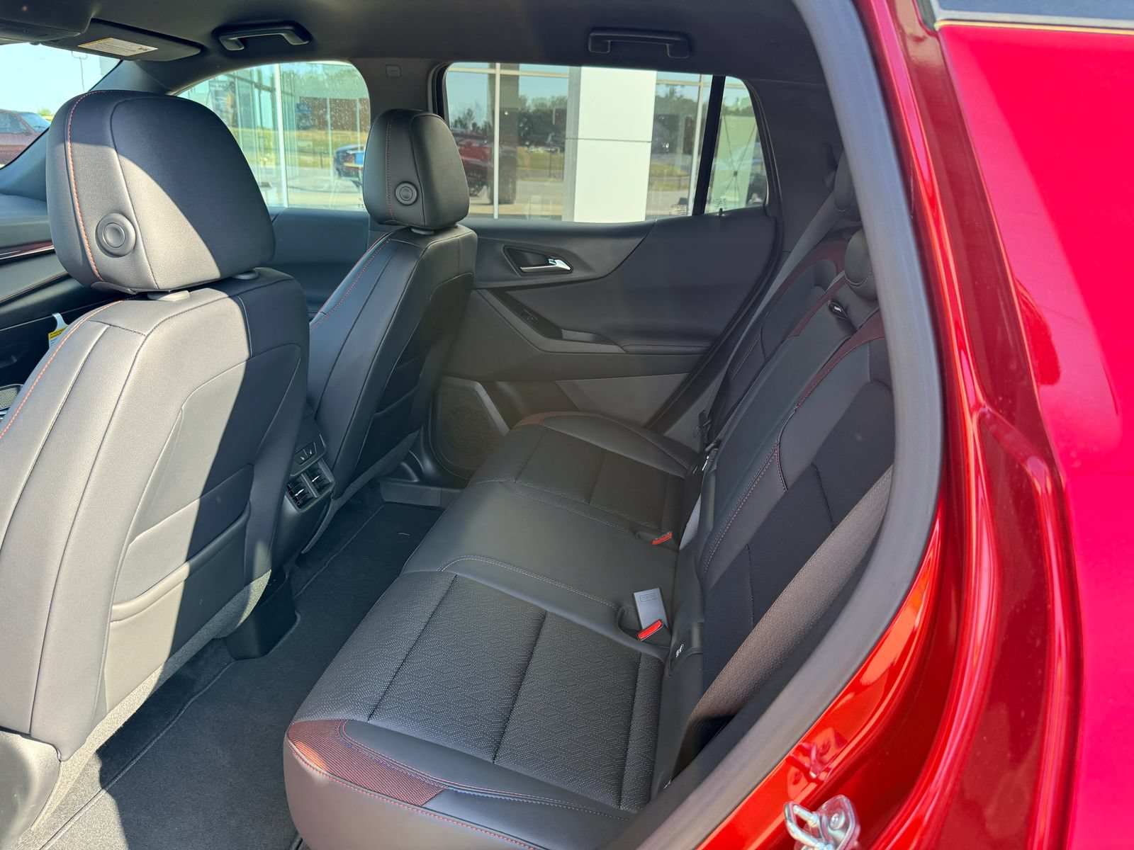 New 2026 Chevrolet Equinox RS w/ Convenience Package III FWD image 13