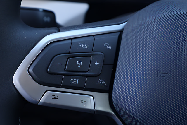 Certified 2026 Volkswagen Taos S FWD image 20