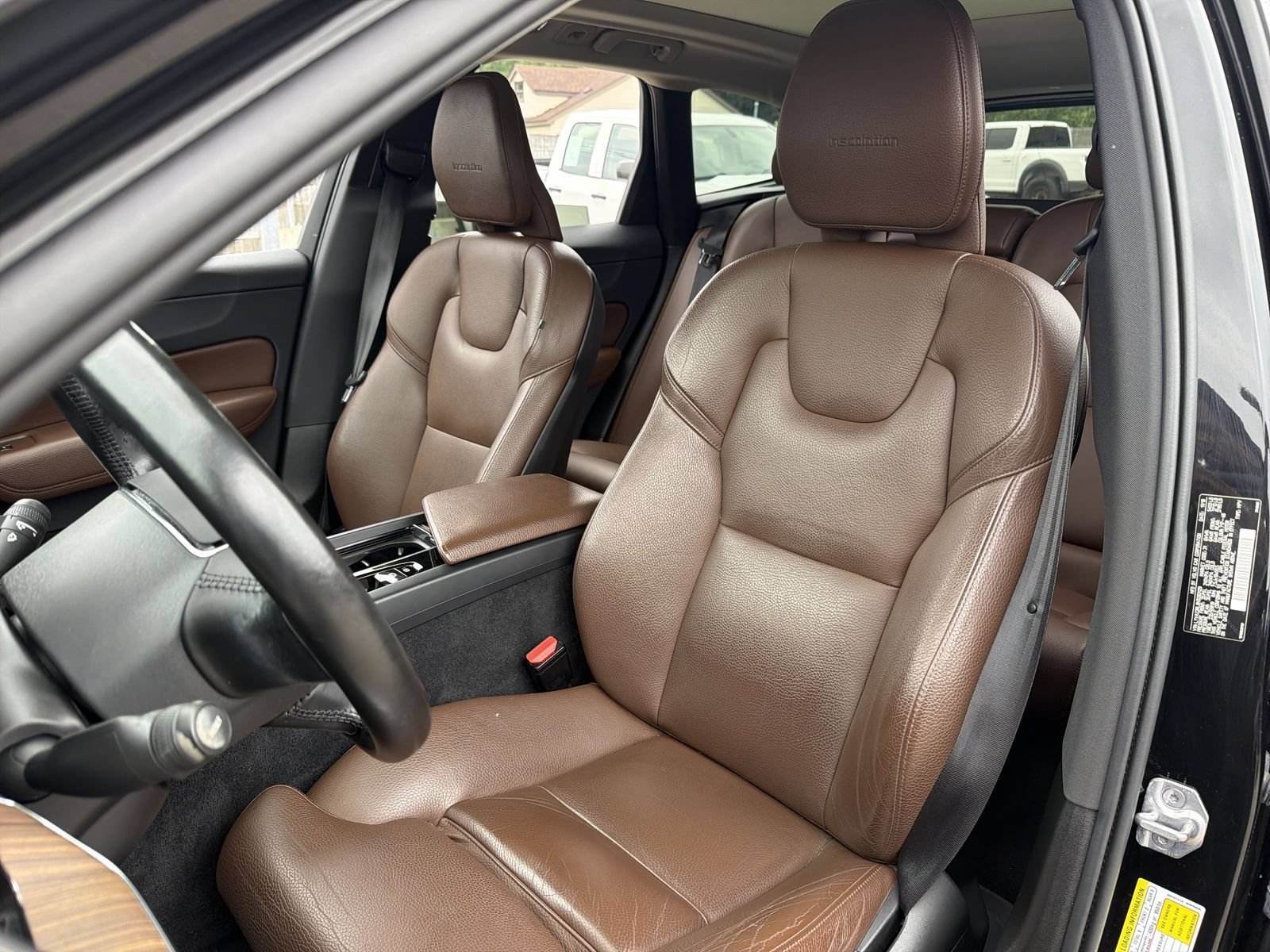 Used 2019 Volvo XC60 T6 Inscription w/ Protection Package AWD/4WD image 15