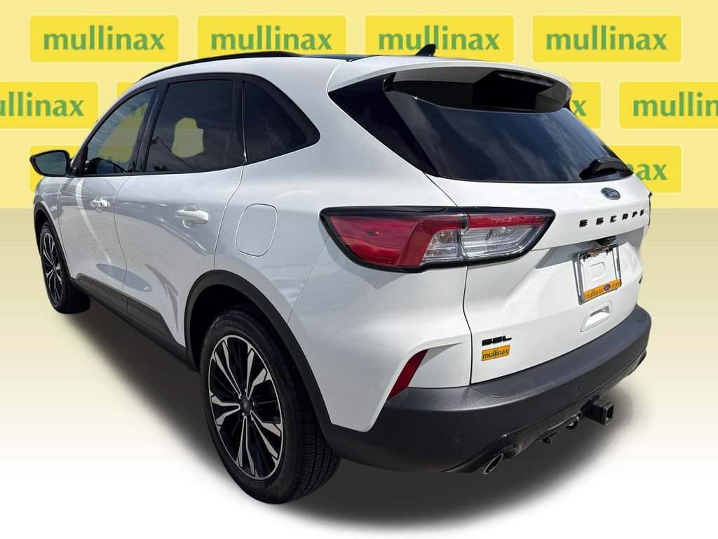 Used 2022 Ford Escape SEL w/ SEL Stealth AWD Package image 10