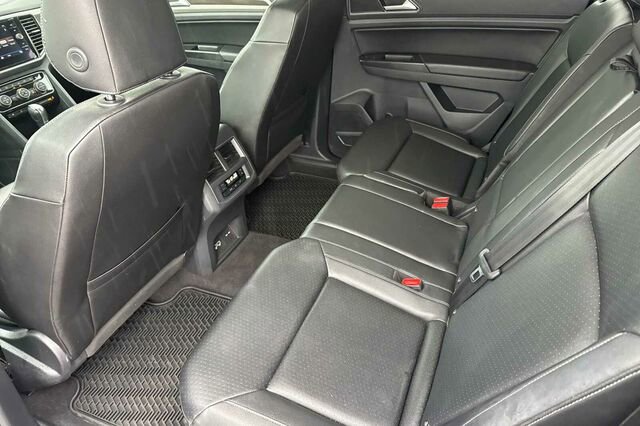 Used 2019 Volkswagen Atlas SEL FWD image 12
