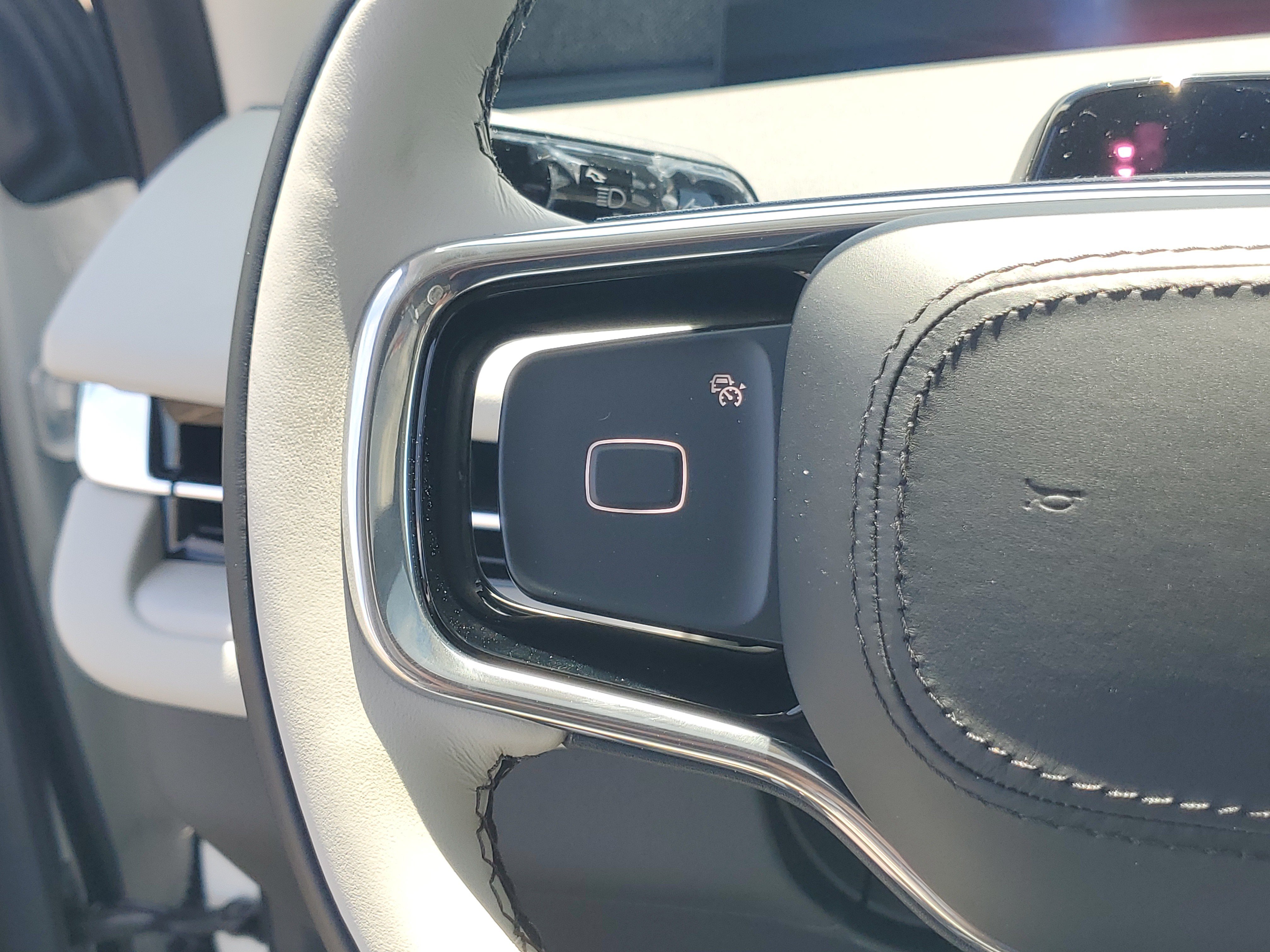 New 2026 Lincoln Navigator Reserve AWD/4WD image 17