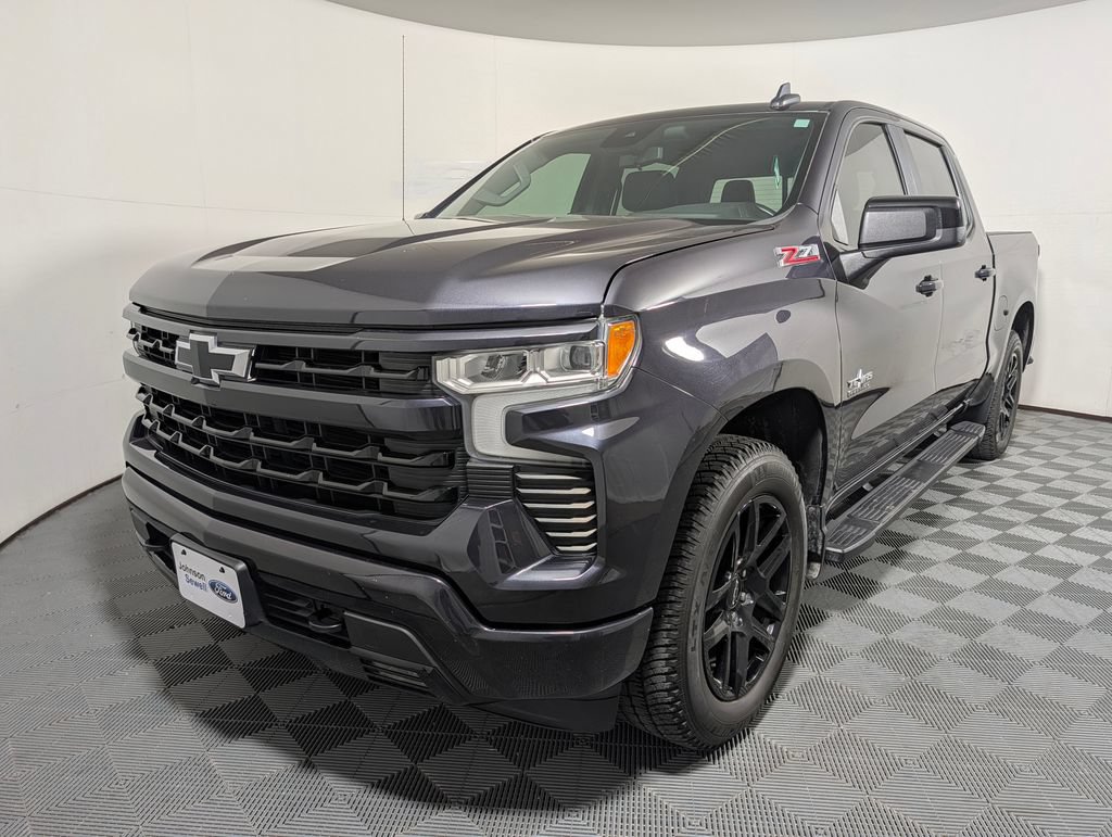Used 2022 Chevrolet Silverado 1500 RST AWD/4WD image 4