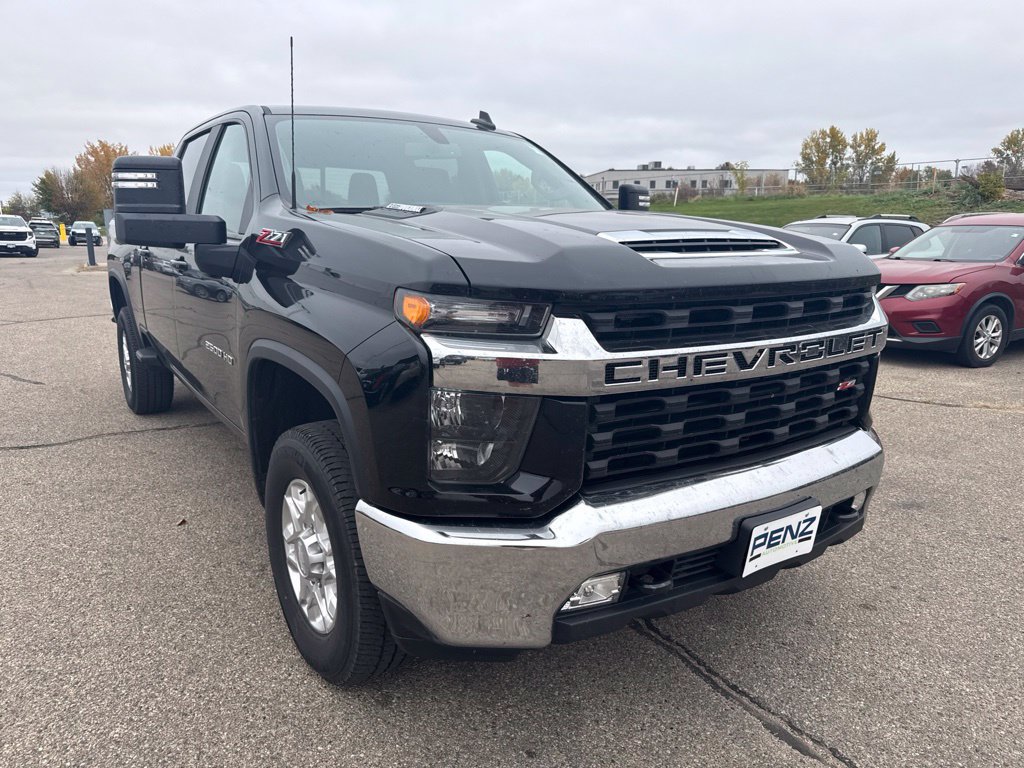 Used 2020 Chevrolet Silverado 2500 LT w/ Convenience Package AWD/4WD image 3