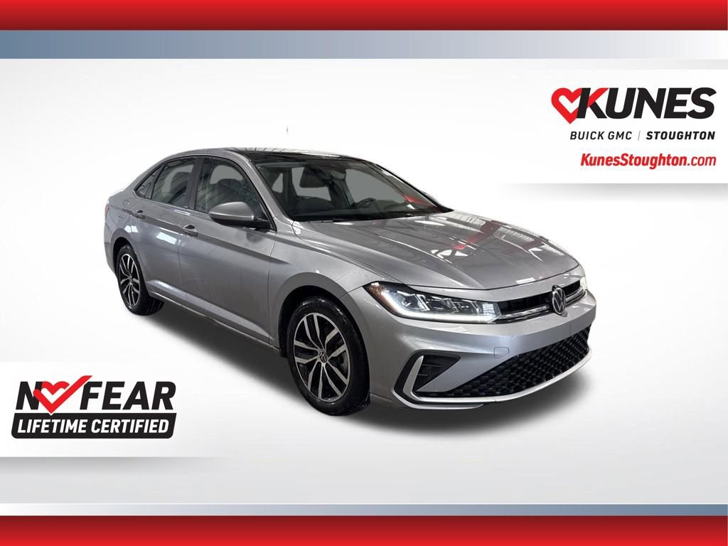 Used 2025 Volkswagen Jetta SE