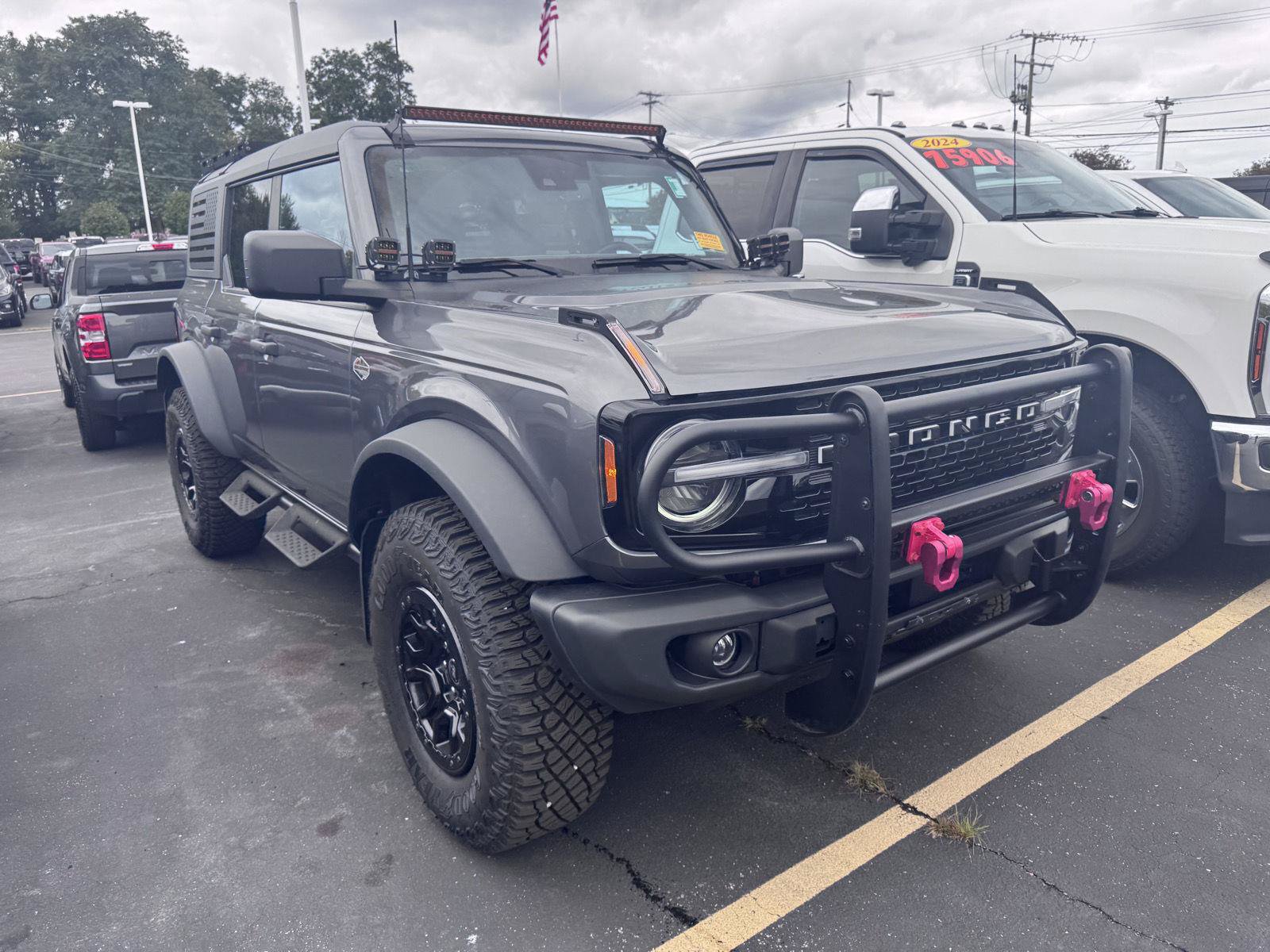 Used 2023 Ford Bronco Wildtrak AWD/4WD image 3