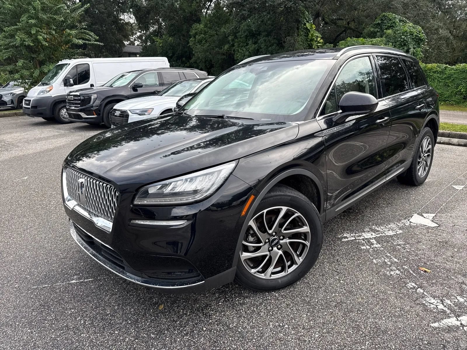 Used 2022 Lincoln Corsair FWD w/ Equipment Group 101A image 2