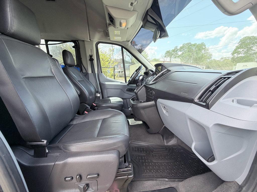 Used 2018 Ford Transit 350 XLT image 27