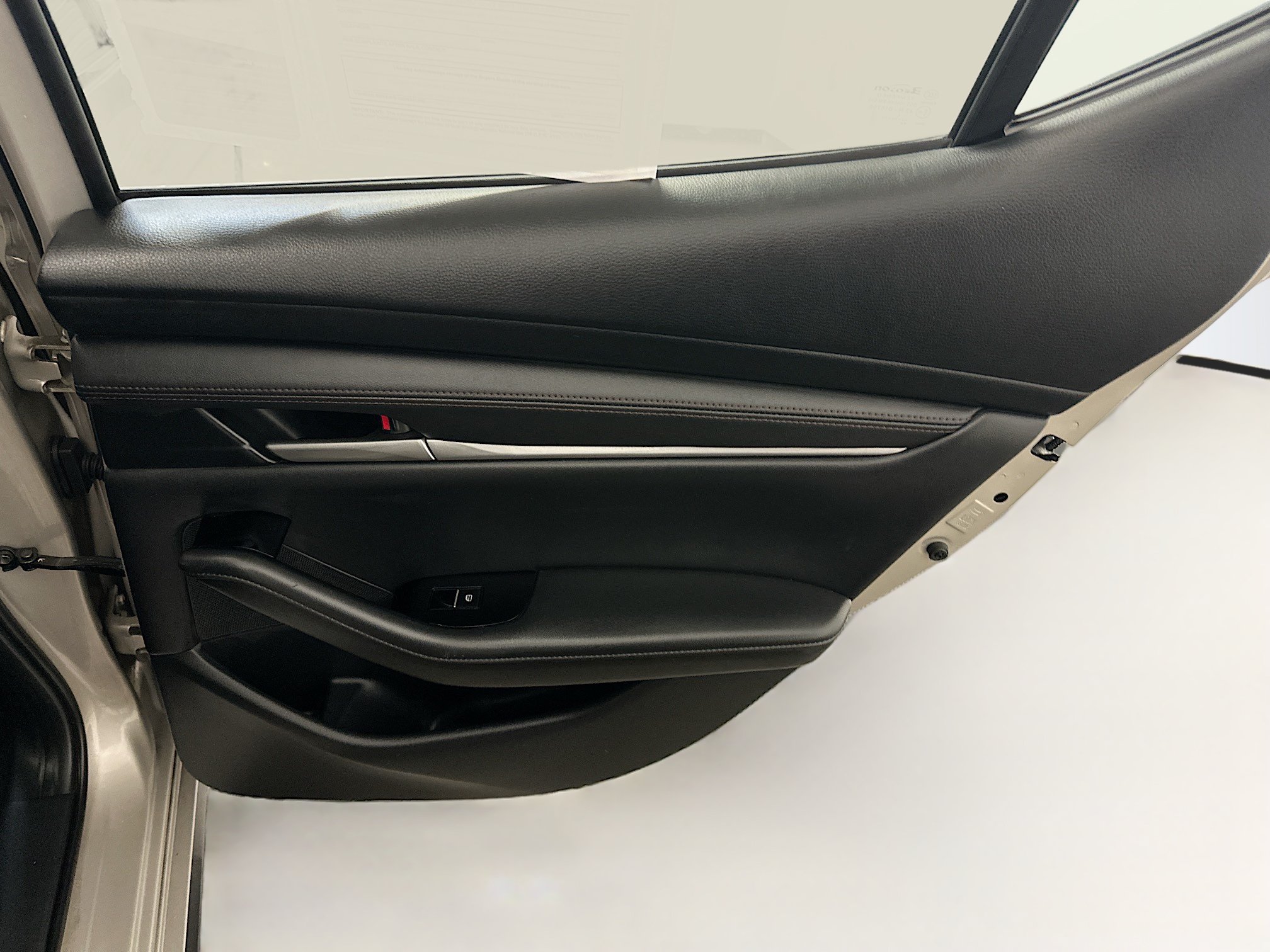 Used 2024 MAZDA MAZDA3 s FWD image 31