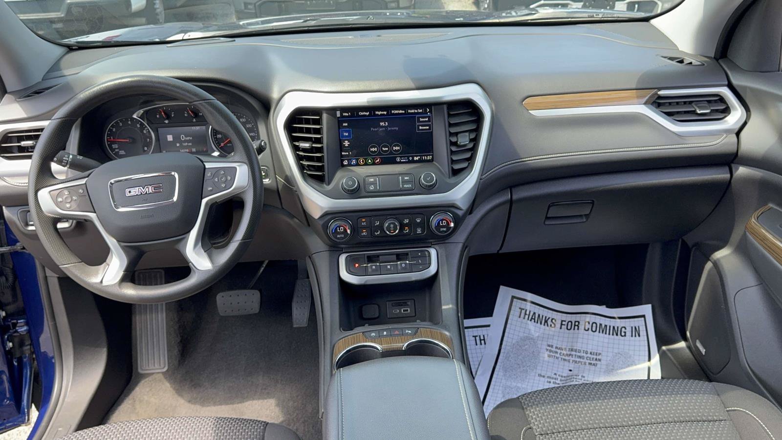 Used 2023 GMC Acadia SLE w/ Driver Convenience Package AWD/4WD image 12