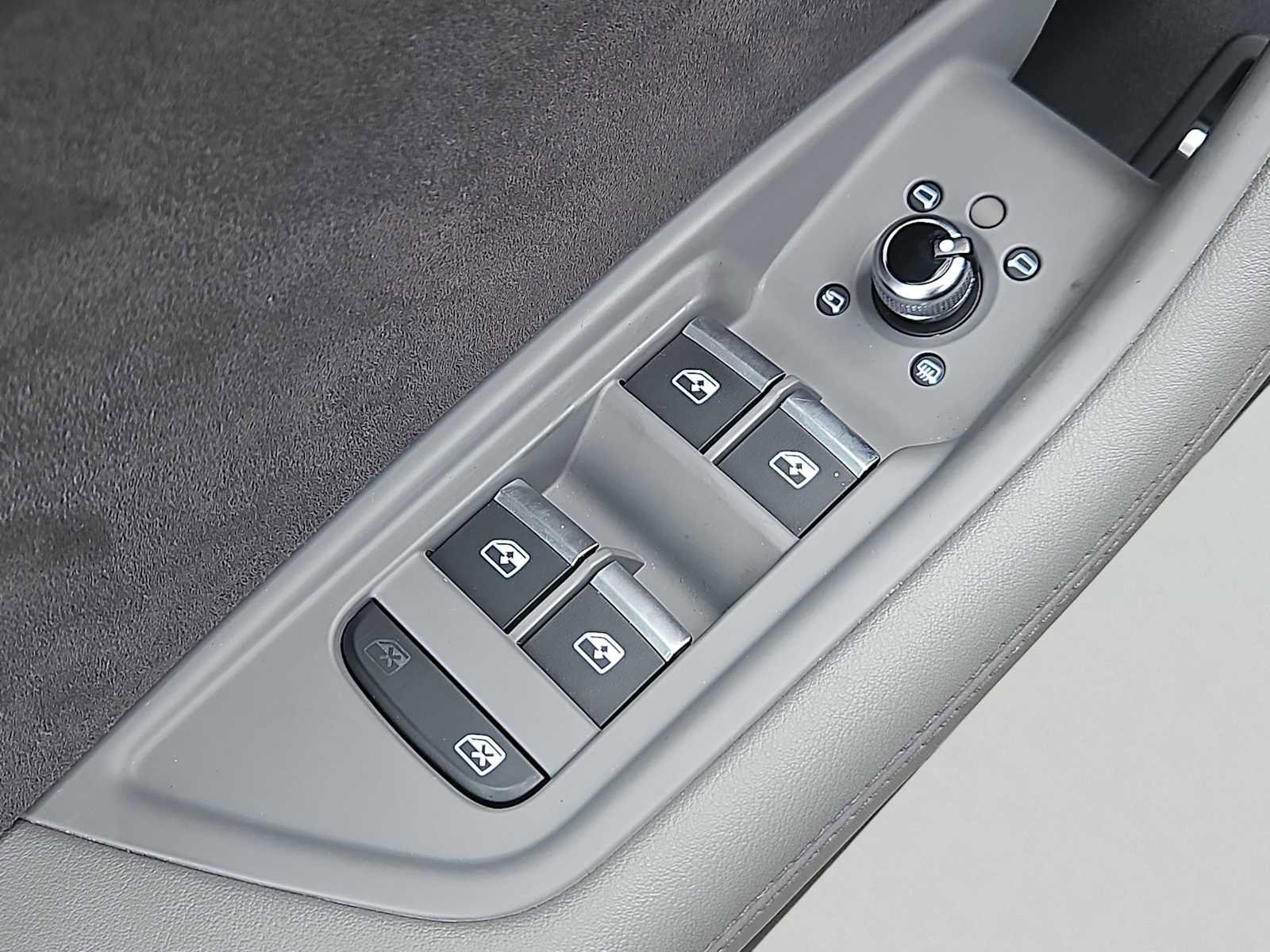 Used 2019 Audi S4 Premium Plus w/ Premium Plus Package image 28