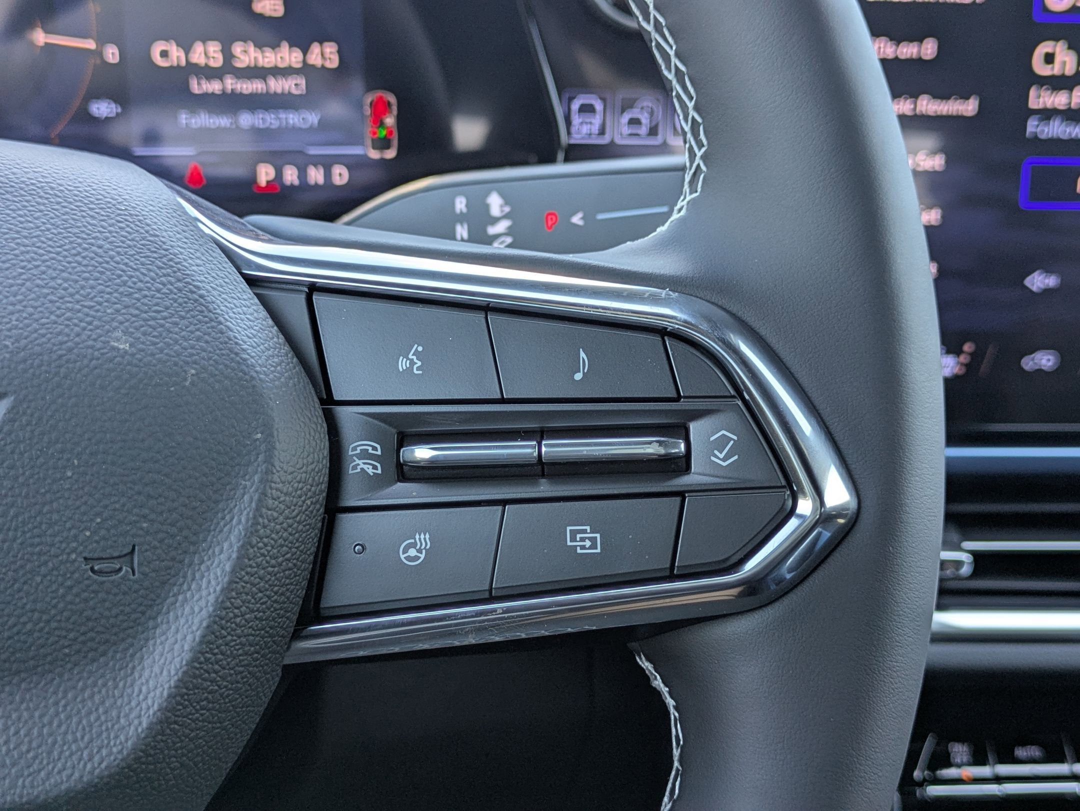 Used 2026 Chevrolet Equinox EV LT image 24