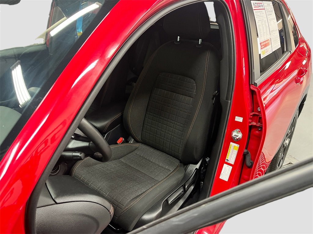 Used 2024 Honda HR-V Sport image 18