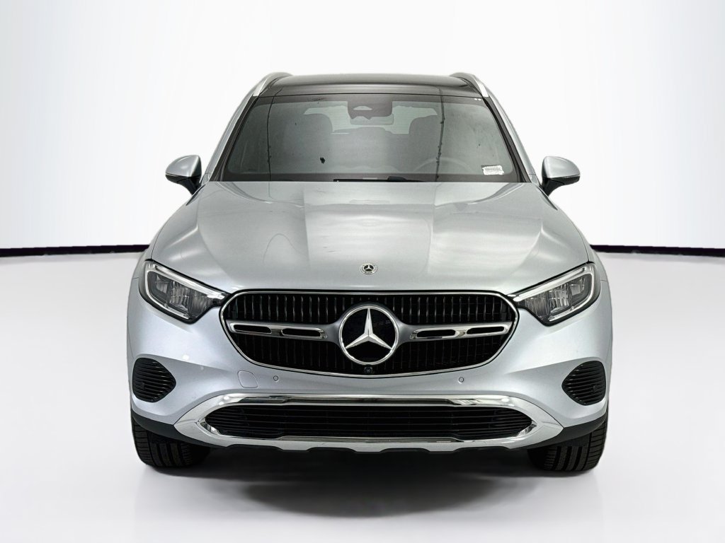 Certified 2026 Mercedes-Benz GLC 300 image 2
