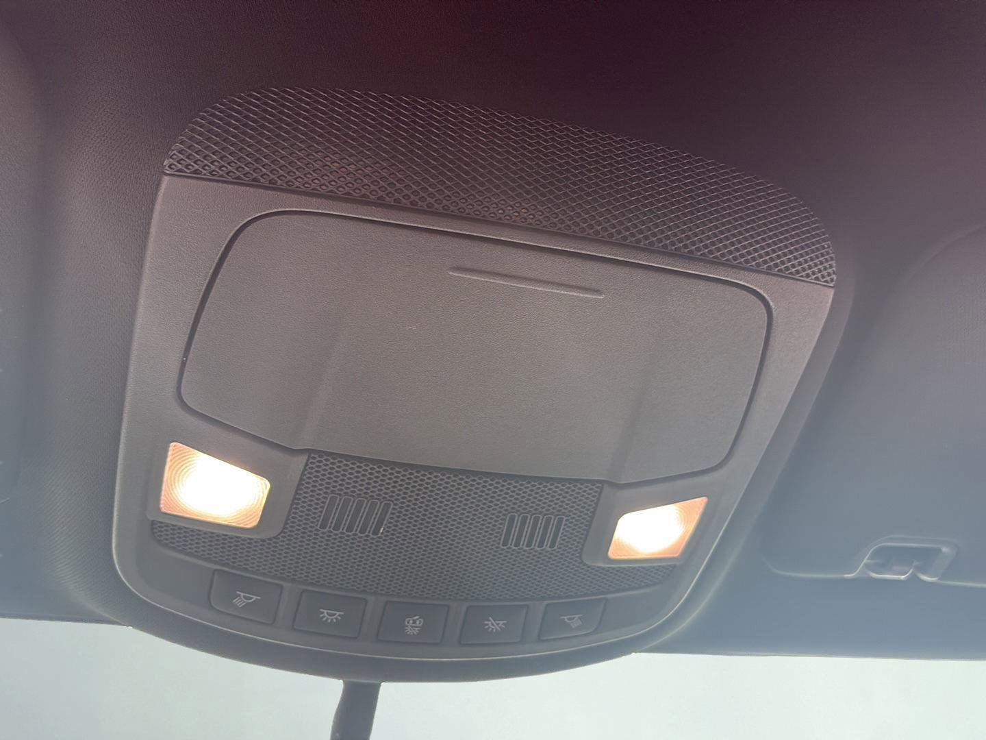 Used 2018 Lincoln MKC Premiere image 18