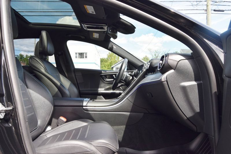 Used 2023 Mercedes-Benz C 300 4MATIC Sedan image 19