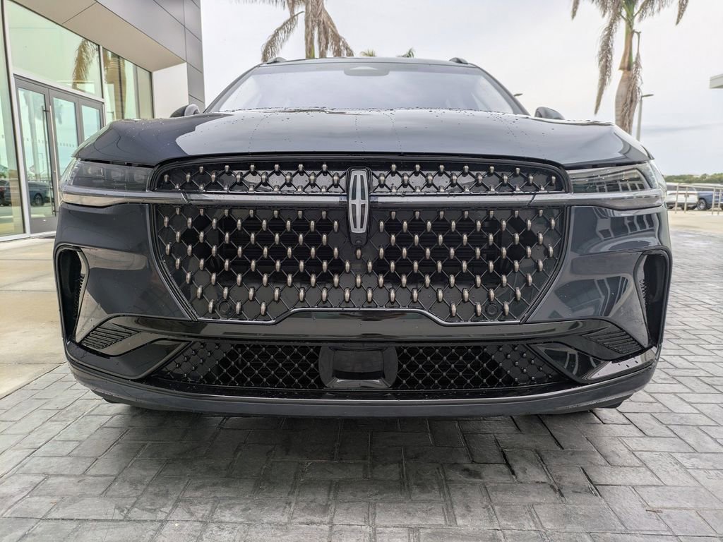 Used 2024 Lincoln Nautilus Black Label AWD/4WD image 10