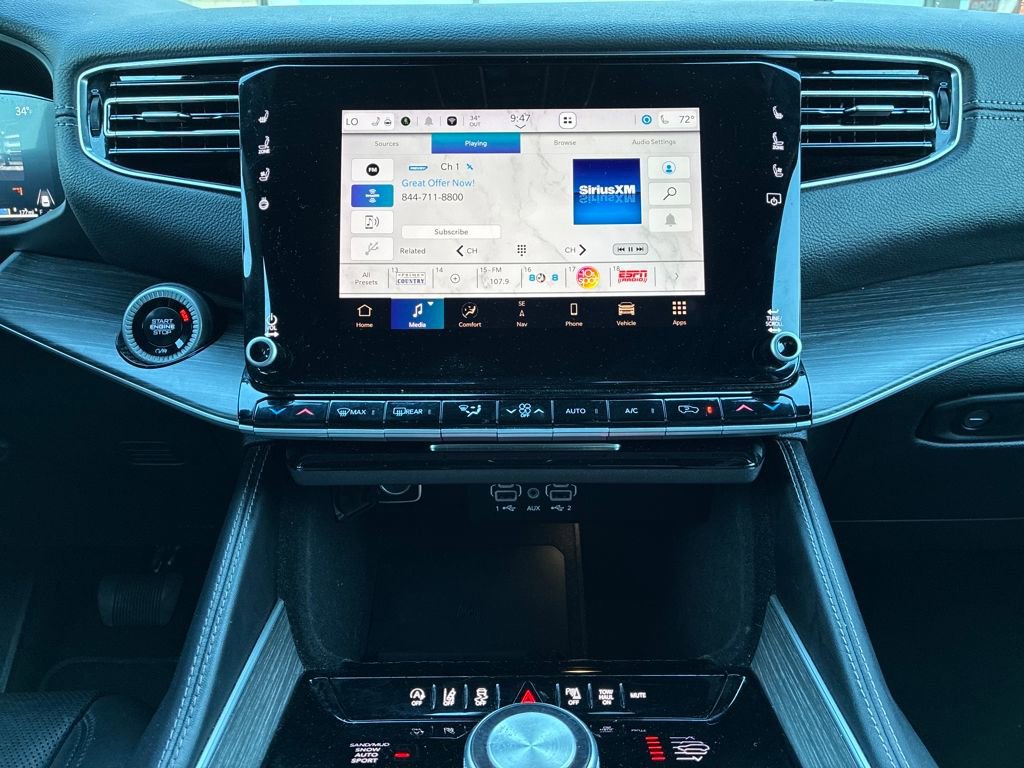 Used 2024 Jeep Wagoneer Series III image 19