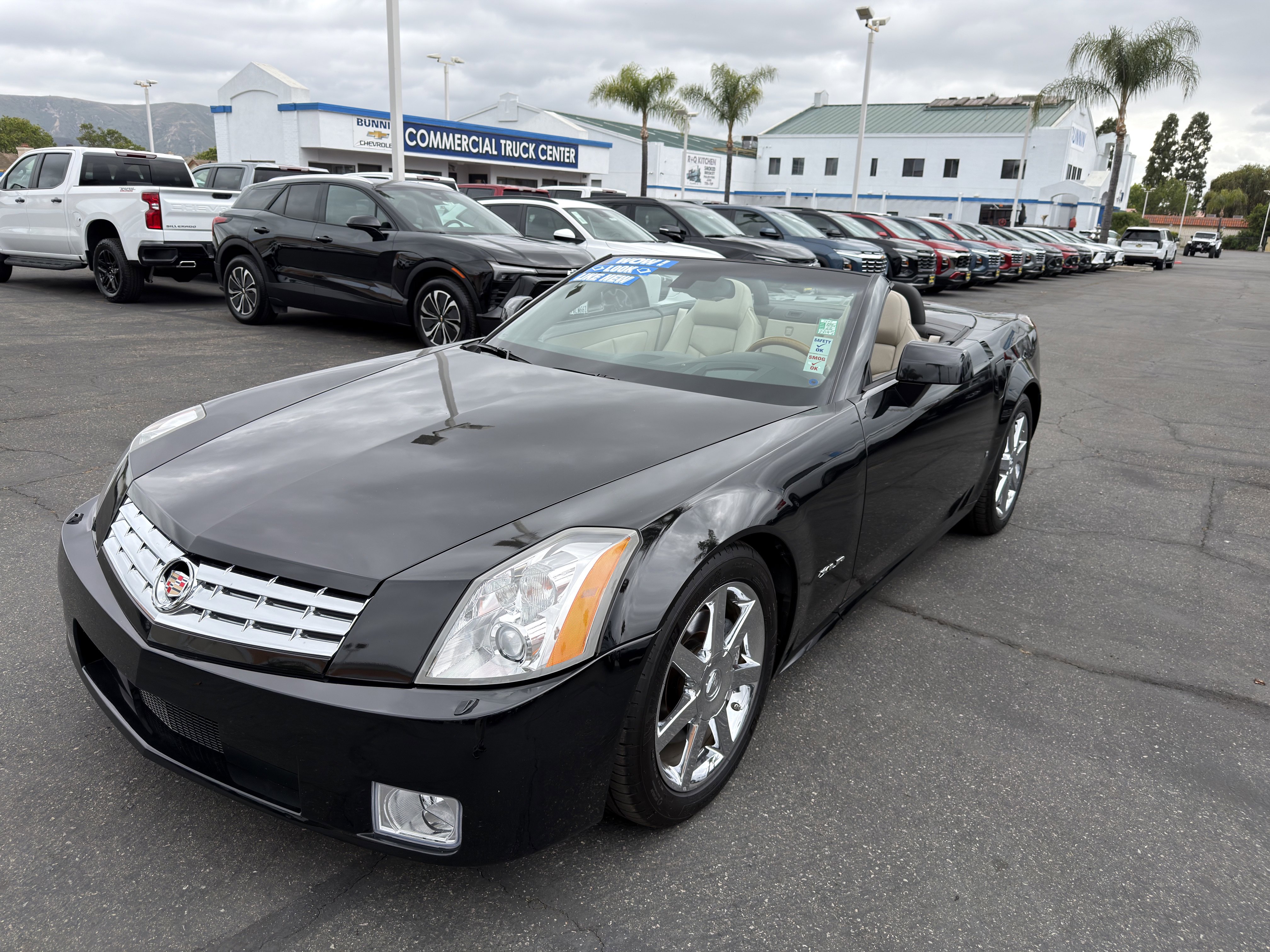 Used 2006 Cadillac XLR RWD image 7