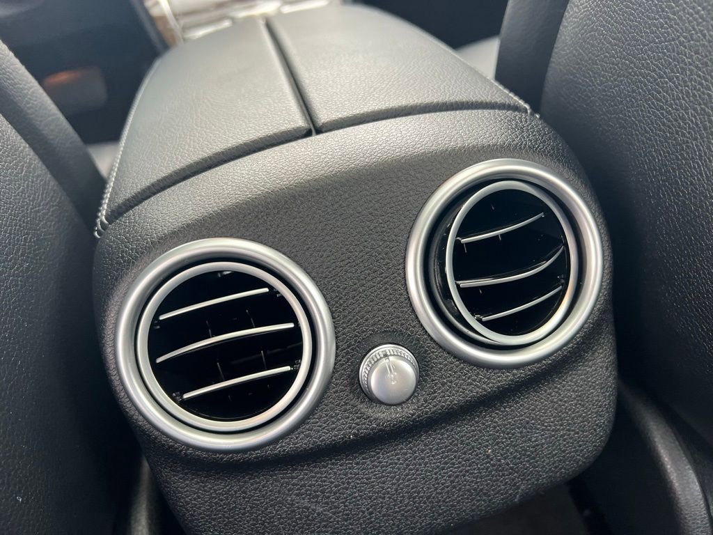 Used 2019 Mercedes-Benz C 300 4MATIC Sedan image 15