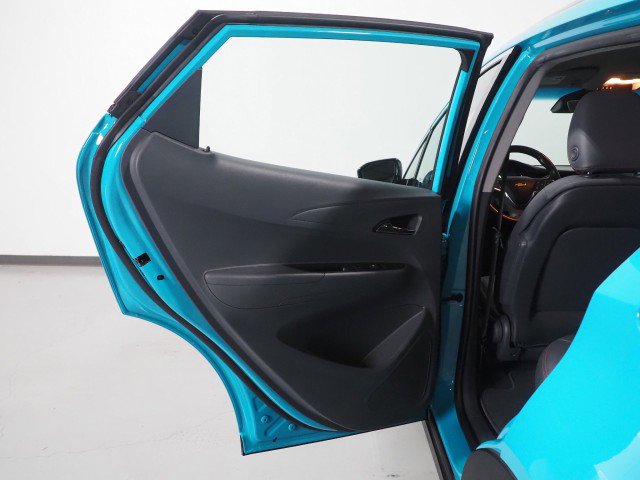 Used 2021 Chevrolet Bolt Premier w/ Infotainment Package FWD image 54