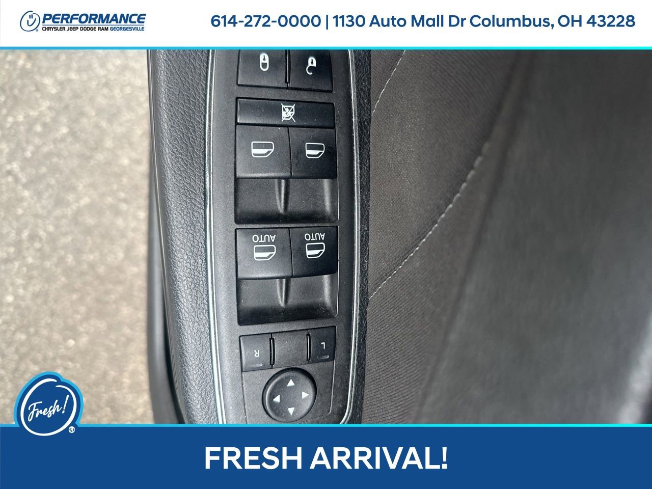 Used 2022 Dodge Charger SXT w/ Blacktop Package image 26