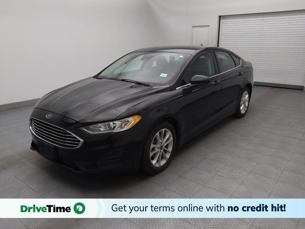 Used 2020 Ford Fusion SE image 1