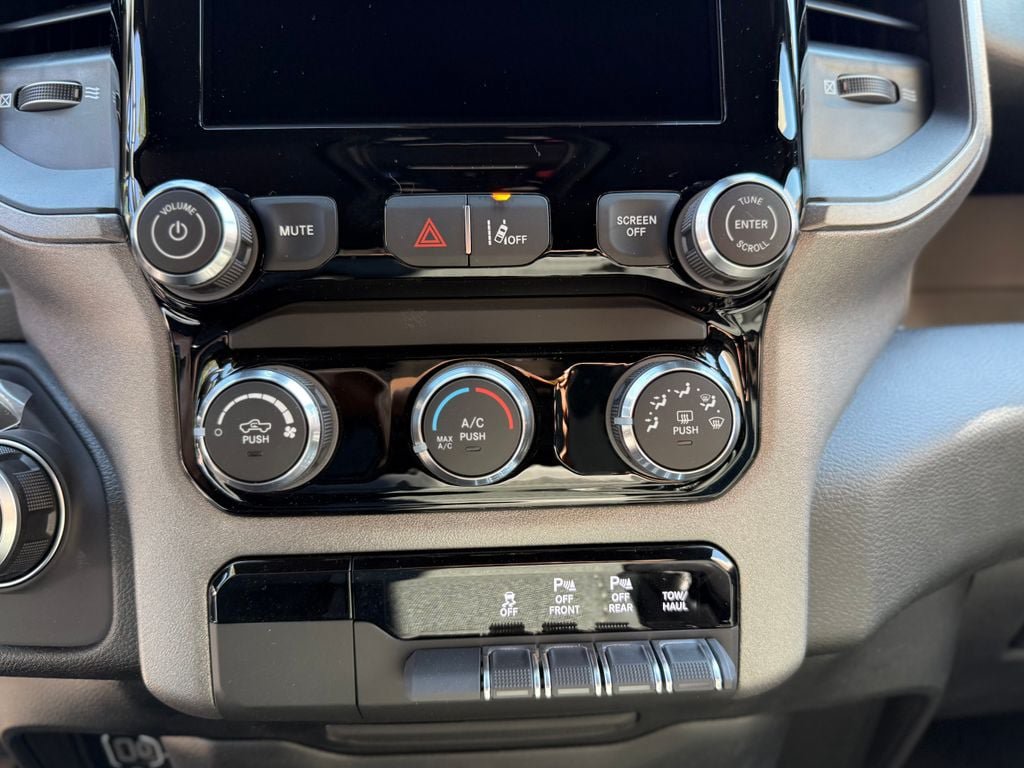 New 2026 RAM 1500 Tradesman AWD/4WD image 26