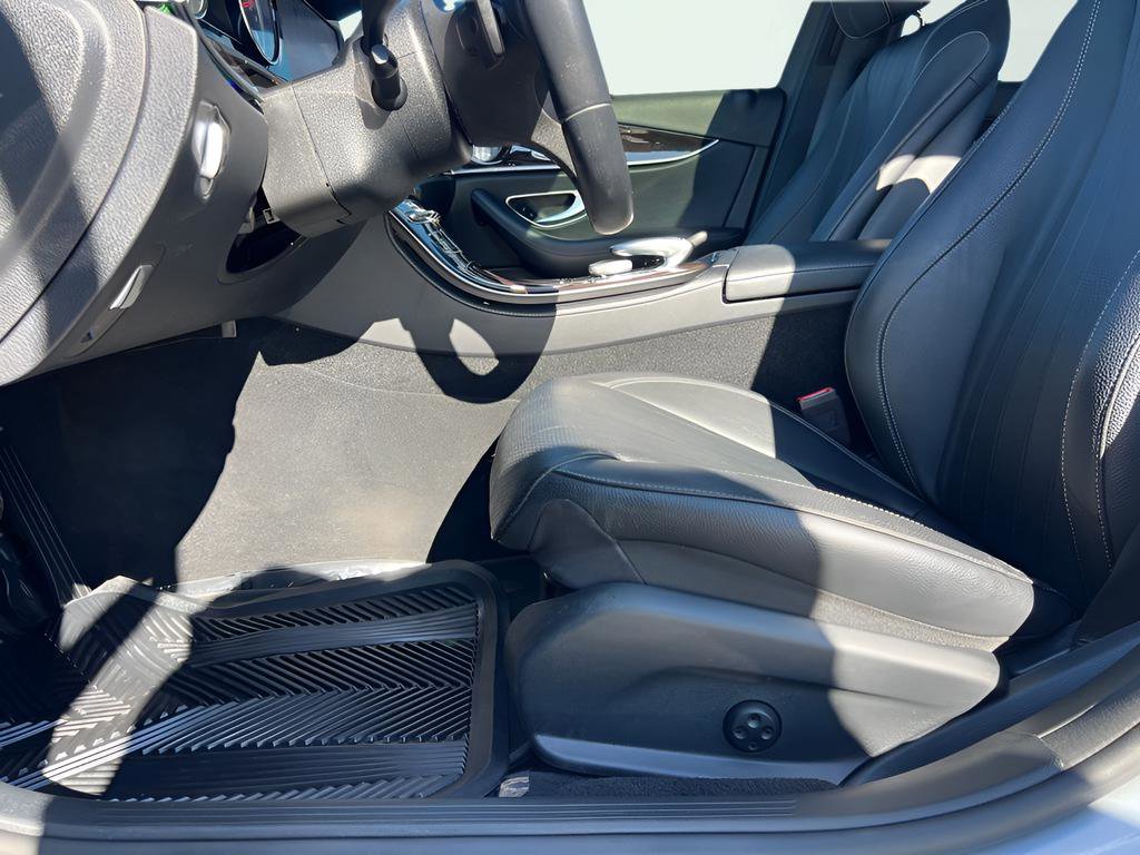 Used 2019 Mercedes-Benz E 300 image 41