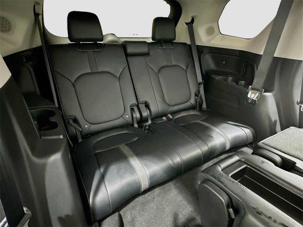 Used 2023 Honda Pilot Touring image 29