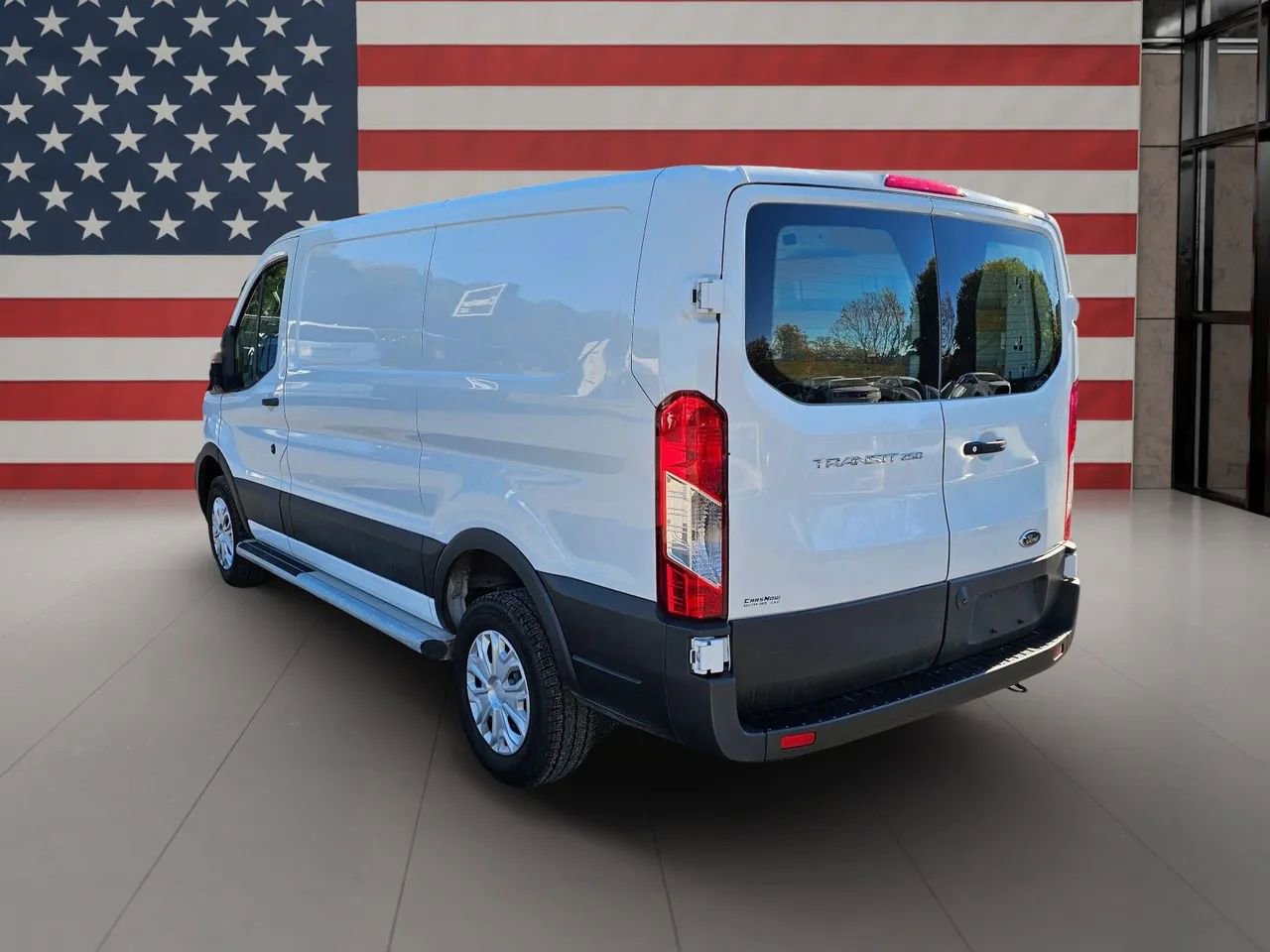 Used 2024 Ford Transit 250 Low Roof w/ Exterior Upgrade Package image 4