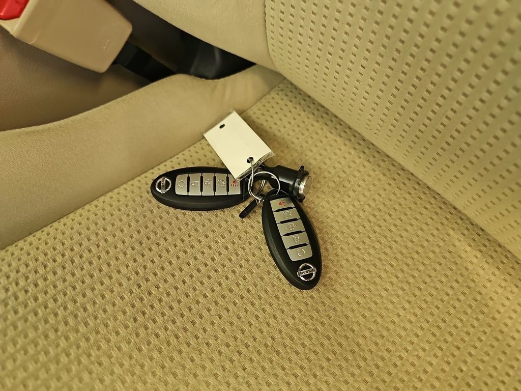 Used 2015 Nissan Altima 2.5 SV image 32