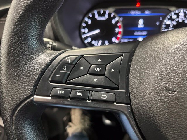 Used 2025 Nissan Sentra SV FWD image 22