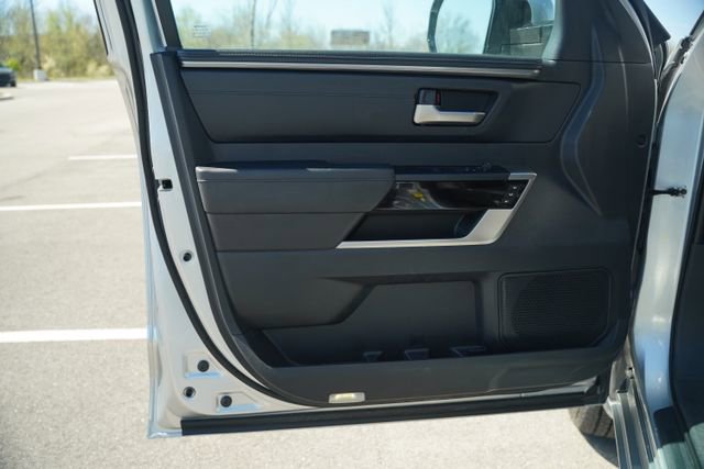 Used 2025 Toyota Tundra Limited image 14