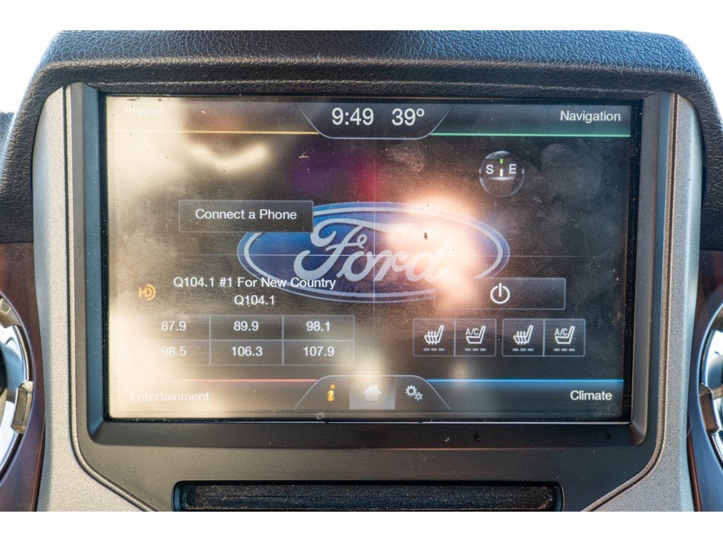 Used 2014 Ford F250 Lariat w/ Lariat Interior Package image 18