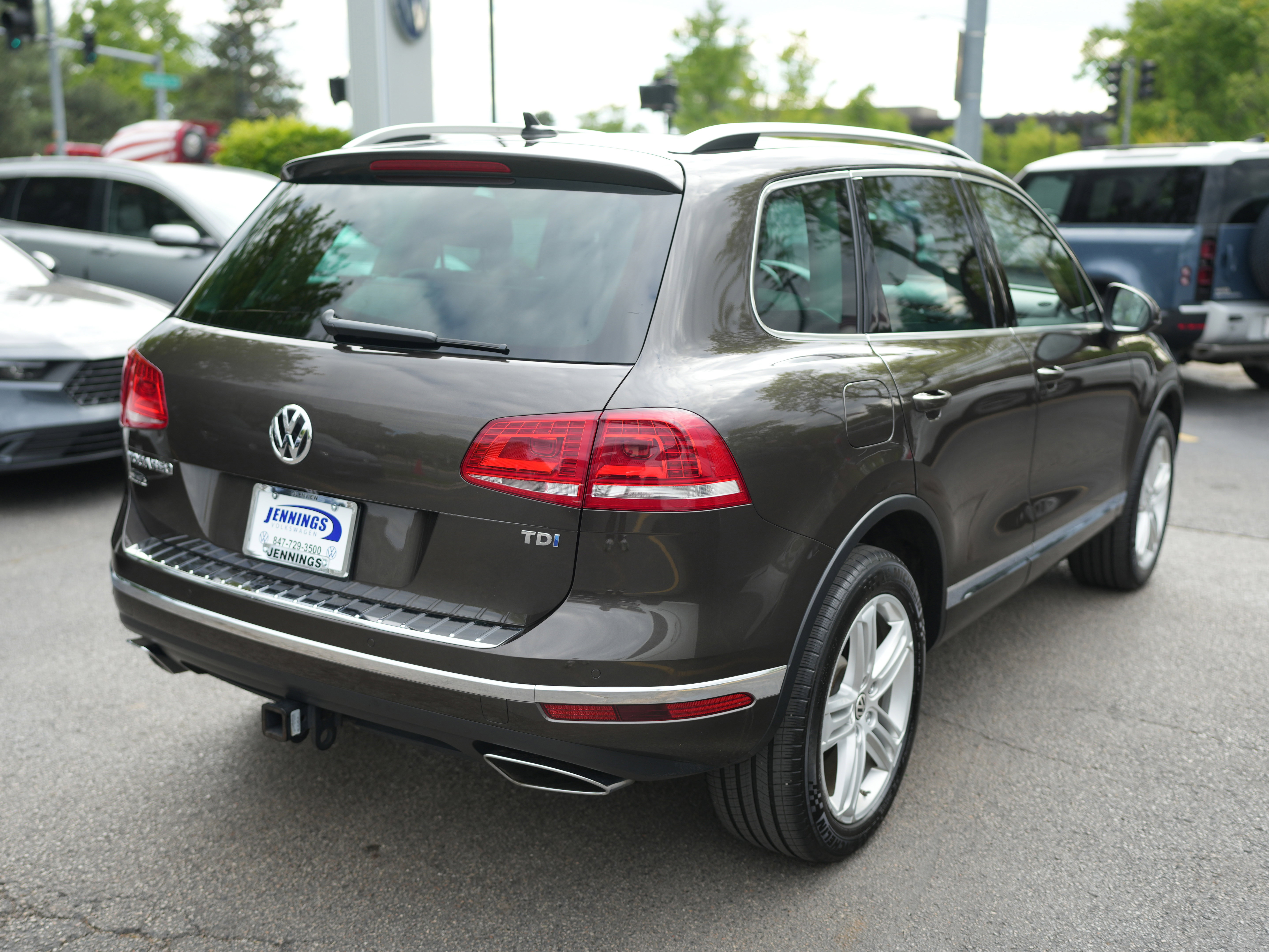 Used 2015 Volkswagen Touareg Executive AWD/4WD image 7